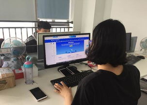 經(jīng)濟(jì)貿(mào)易系電子商務(wù)專業(yè)技師研修學(xué)生工學(xué)交替報(bào)道